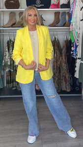 LEOPRAD RUCHED SLEEVE BLAZERBLAZERLauraliverpoolboutiqueLauraliverpoolboutique72301081YELLOWMEDIUM/10RUCHED SLEEVE BLAZERBLAZERLauraliverpoolboutiqueLauraliverpoolboutique72301081YELLOWMEDIUM/10RUCHED SLEEVE BLAZER