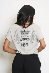 QUEEN SLOGAN V NECK T - SHIRTTOPLauraliverpoolboutiqueLauraliverpoolboutique87411737BLACKSMALLQUEEN SLOGAN V NECK T - SHIRT